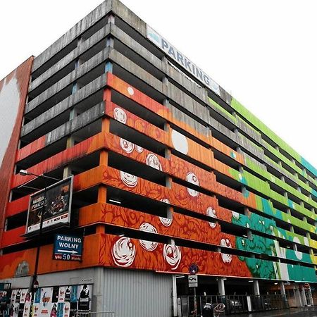 Aleje Jerozolimskie 11 19 - Darmowy Parking - Free Parking - 1Km Do Dworca Centralnego, 850M Stacja Metra Nowy Swiat Varşova Dış mekan fotoğraf