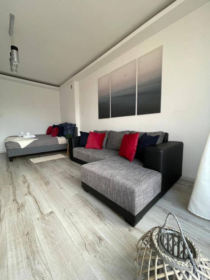 Aleje Jerozolimskie 11 19 - Darmowy Parking - Free Parking - 1Km Do Dworca Centralnego, 850M Stacja Metra Nowy Swiat Varşova Dış mekan fotoğraf